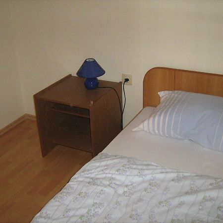 Apartment Dalmatien Raslina Oda fotoğraf
