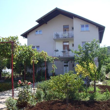 Apartment Dalmatien Raslina Dış mekan fotoğraf