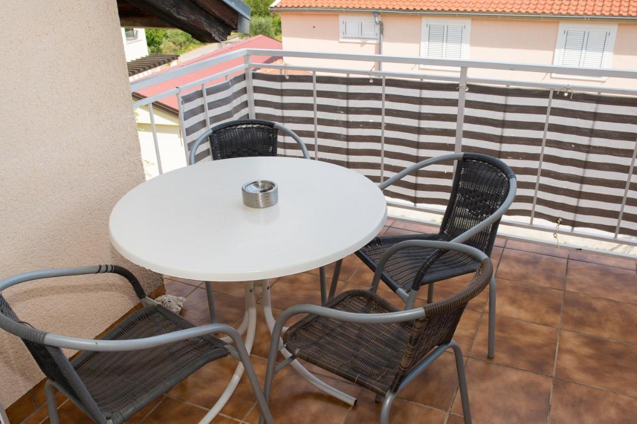 Apartment Dalmatien Raslina Dış mekan fotoğraf