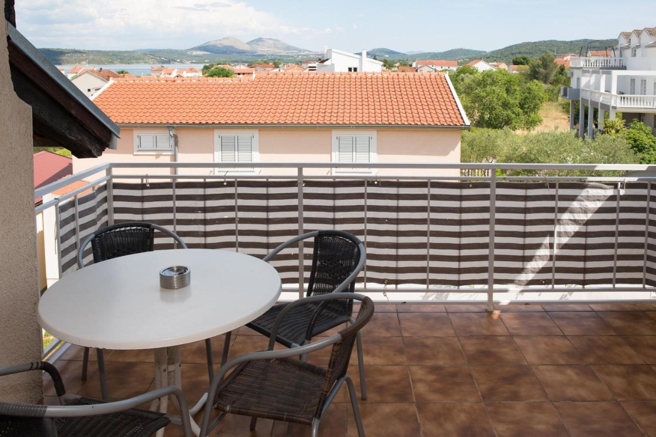 Apartment Dalmatien Raslina Dış mekan fotoğraf
