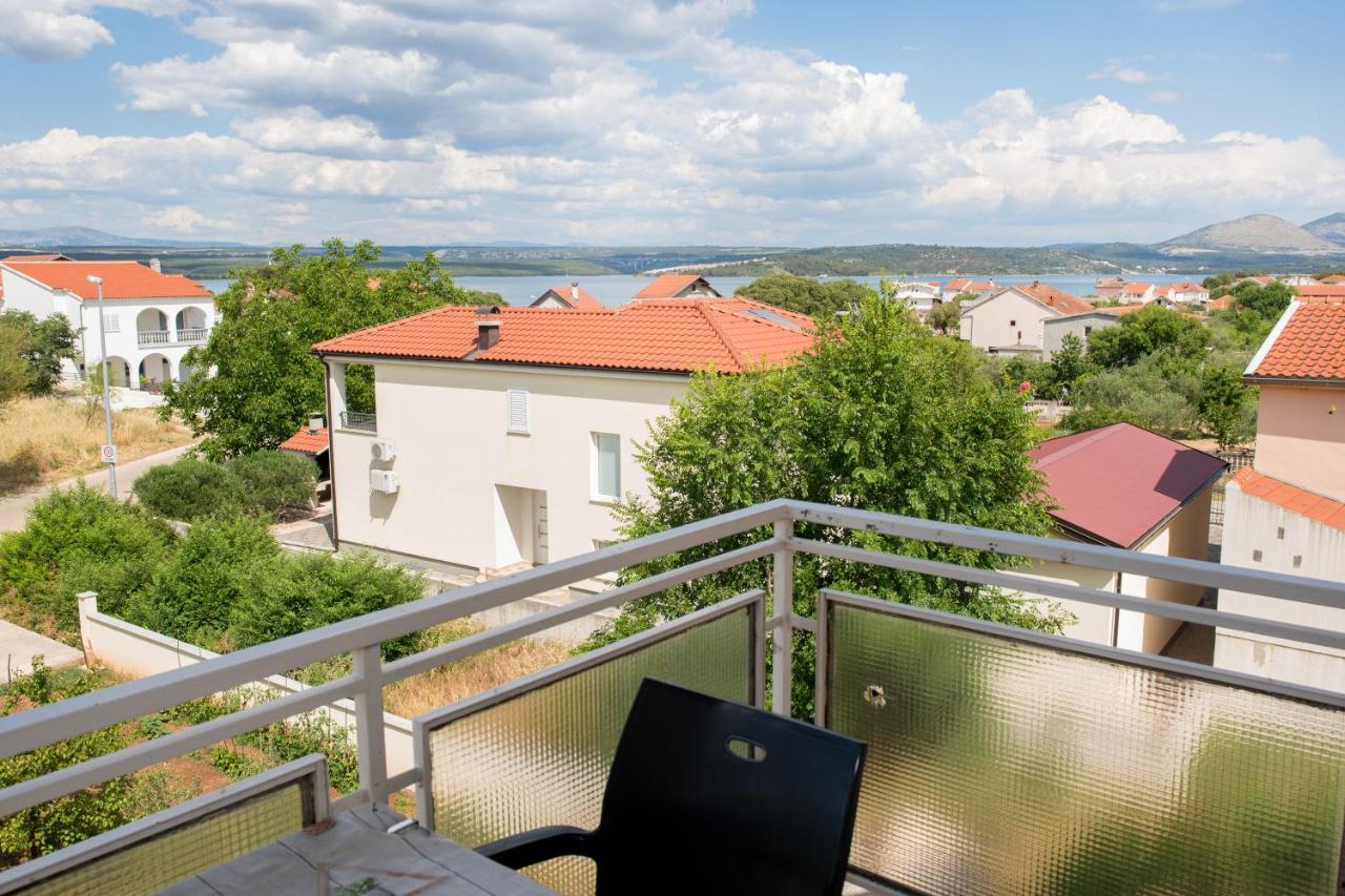 Apartment Dalmatien Raslina Dış mekan fotoğraf