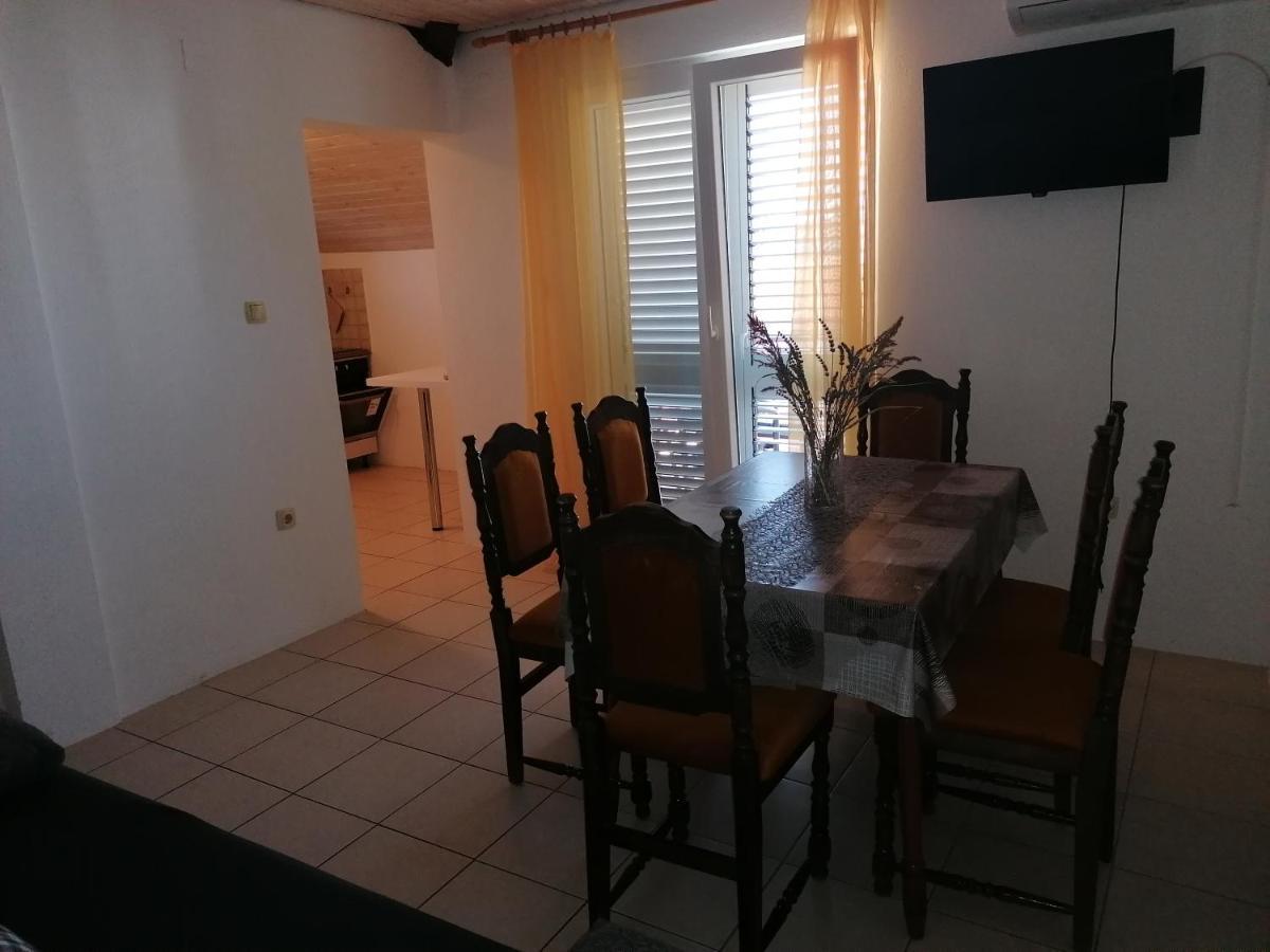 Apartment Dalmatien Raslina Dış mekan fotoğraf
