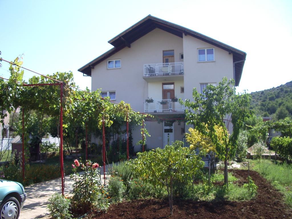 Apartment Dalmatien Raslina Dış mekan fotoğraf